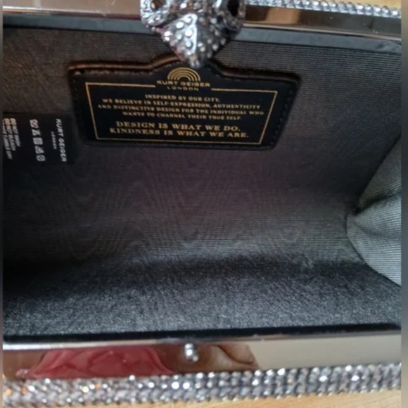 Kurt Geiger NWT Silver Rhinestone Clutch/ Crossbody With Dustbag - Picture 2 of 8